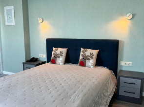 Апартаменты Alliance by Courtyard Hotel 5 KH