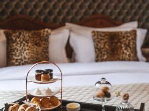 Отель H15 Francuski Hotel