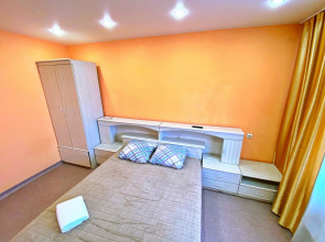 Апартаменты Байкал на Весны 17