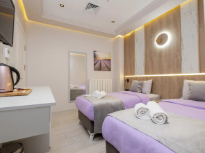 Lavender Hotel