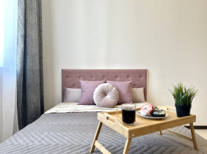 Сакура рядом ТЦ Кристалл