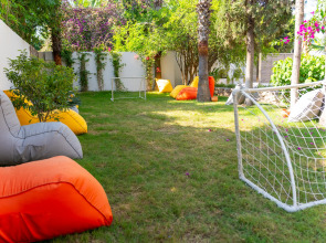 Rose Garden Premium Hotel