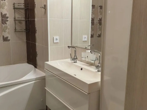 Квартира Krasroom с 3 комнатами в ЖК Параллели