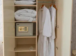 Отель Square Boutique