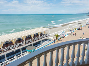 Курортный отель Кавказ