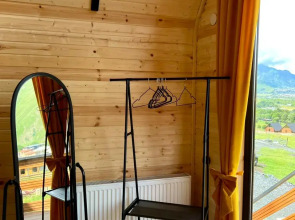 Шале Kazbegi Inn Cottages