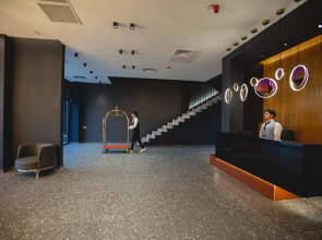 Отель West Inn Georgia