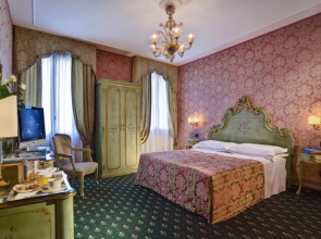 Hotel Carlton on the Grand Canal