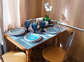 Апартаменты Центр, красивый вид на озеро, 9 этаж, лифт