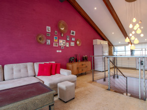 Апартаменты Penthouse & Jacuzzi in Neve Tzedek by FeelHome