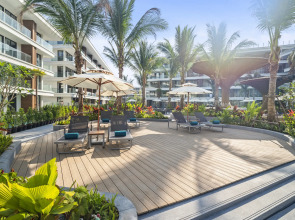 Курортный Отель Kora Beach Resort Phuket