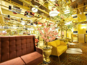 Отель Carat Yerevan