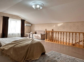 Апартаменты Пентхаус на Батырая