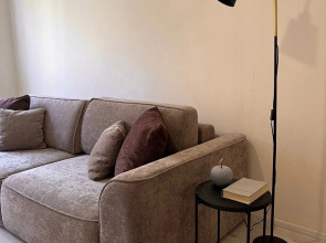 Квартира Уютная 3-к квартира в центре р-н Цирка