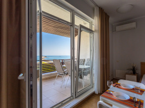 Апартаменты 505 на Парусной, 23 с видом на море