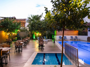 Oscar Boutique Hotel