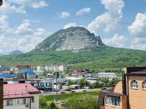 Квартира в Скандинавском Стиле с Видом на Горы