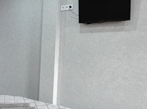 River House Apartments