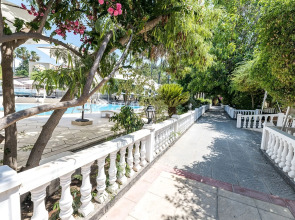 Отель Riverside Garden resort