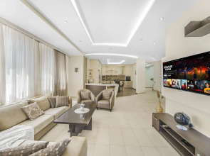 Апартаменты on Aram Street 4/3-19