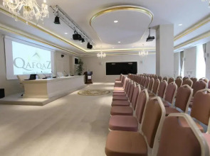 Отель Qafqaz Riverside