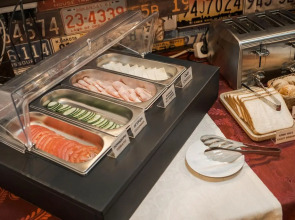 Отель Континент