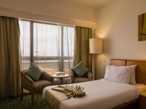 Отель Plaza Hotel Alexandria
