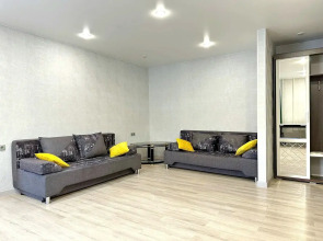 Квартира двухкомнатная в центре на Красноармейской