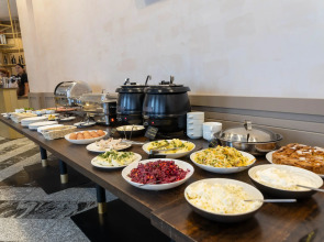 Отель Ирыстон