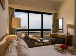 Отель Plaza Hotel Alexandria