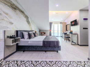 Intercity Airport Hotel