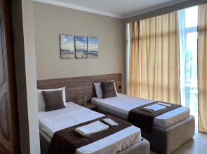 Golden Gagra (Голден Гагра)