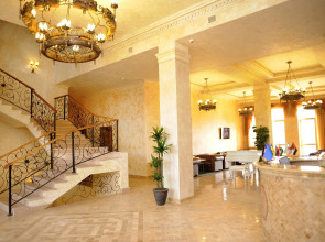 Отель Кавказ