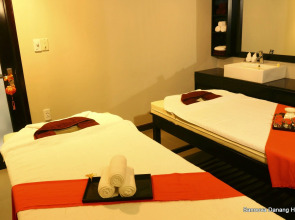 Отель Sanouva Danang