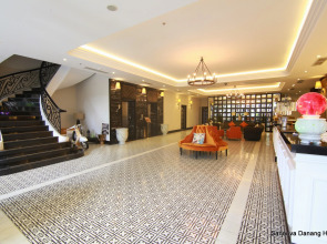 Отель Sanouva Danang