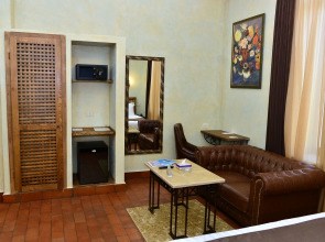 Отель Кавказ