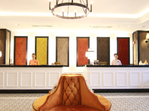 Отель Sanouva Danang