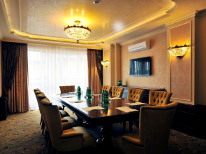 Отель Нобилис