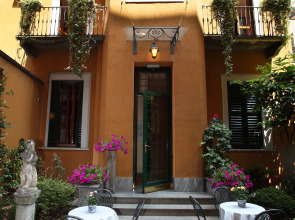 Отель Sanpi Milano