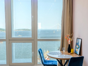 Апартаменты с витражом