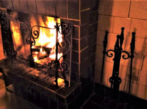 Гостевой Дом с Камином и Баней у Озера