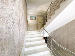 Отель Grand Eliza Гранд Элиза