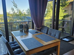 Коттедж Черничный Склон Violet House