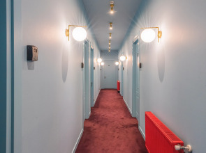 Мини-отель HB Freeze Inn