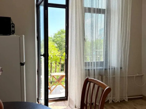 Апартаменты Сталинка на Первой Линии