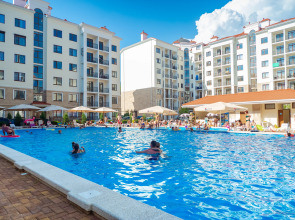 Апартаменты с Собственным Двориком от Home Group apartments