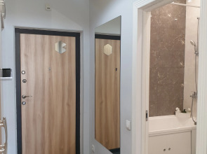 Апартаменты Личный комфорт в престижном районе: 2 полноценные спальни, 2 ванные комнаты