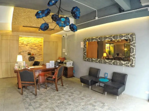 Отель Sea Front Home