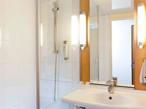 ibis Paris La Défense Esplanade