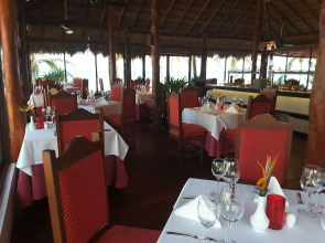 Отель Akumal Bay Beach and Wellness Resort